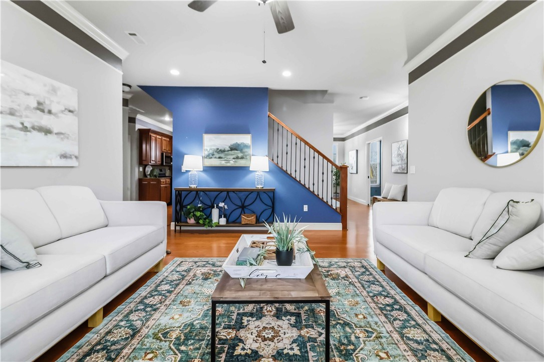 property viewer photo 6