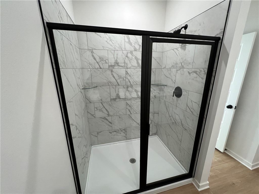 property viewer photo 11