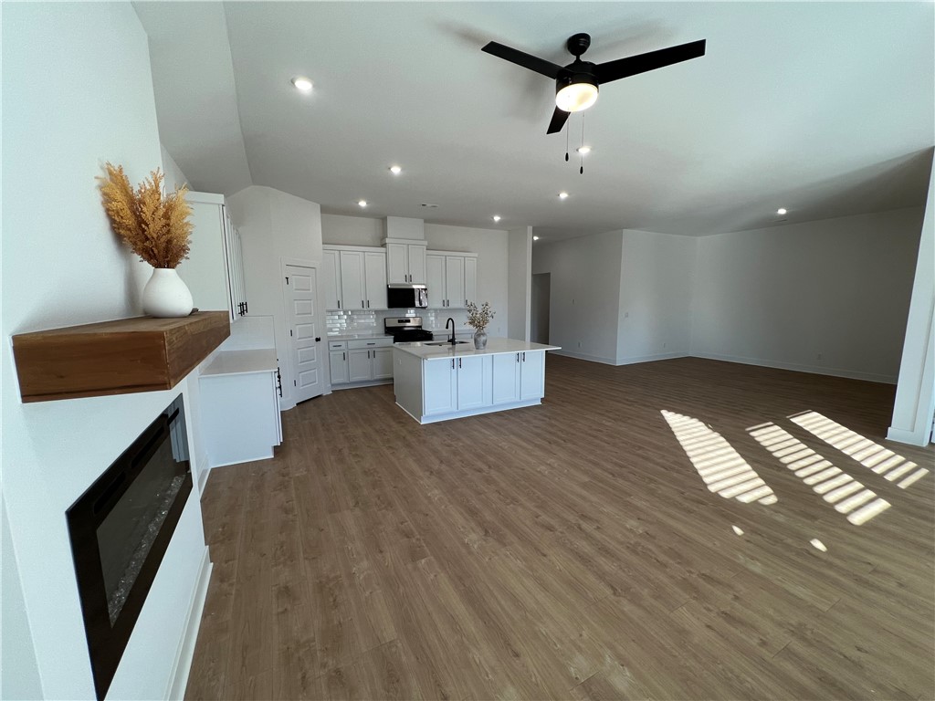 property viewer photo 5