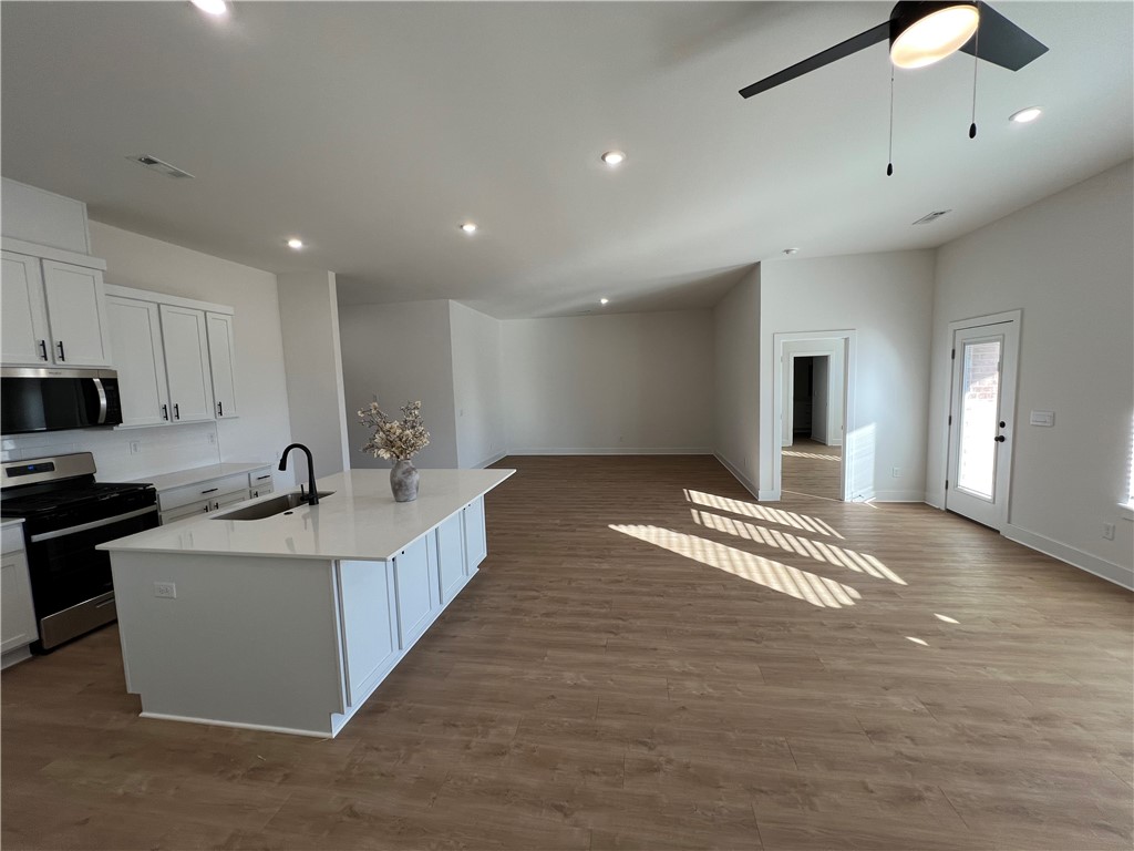 property viewer photo 7