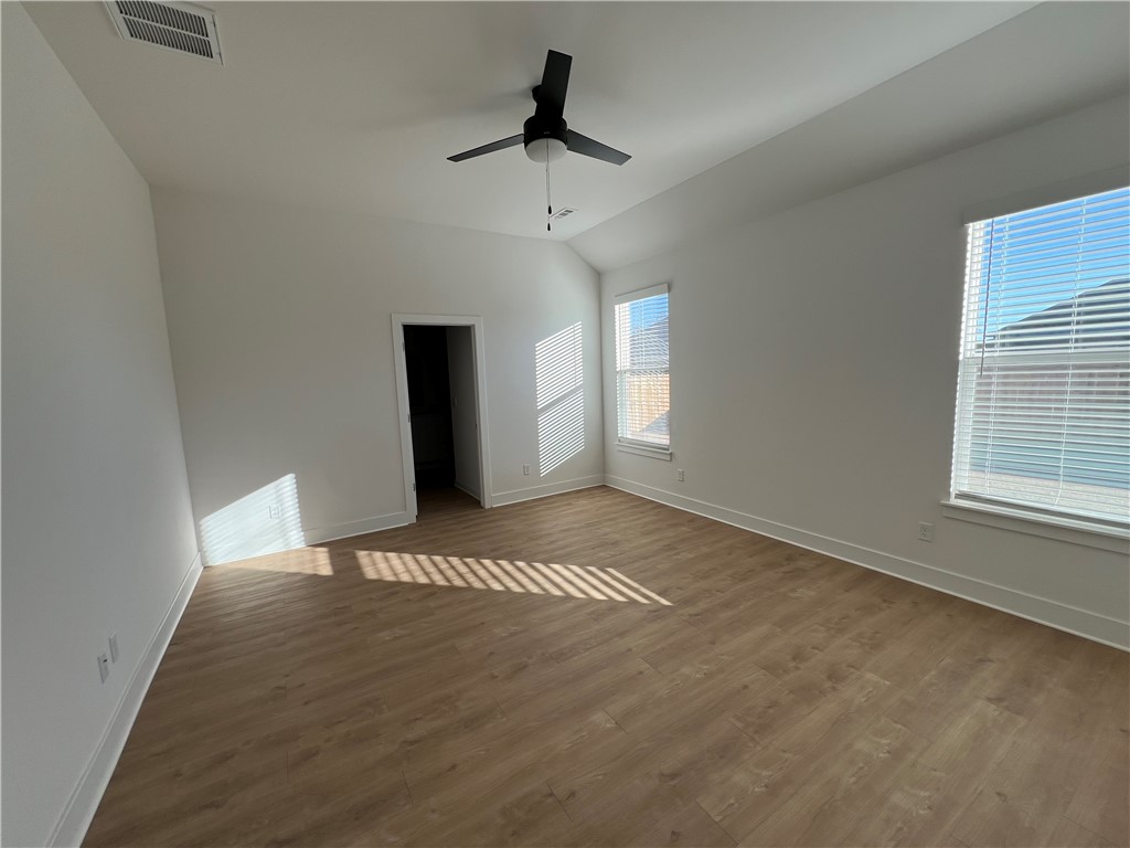 property viewer photo 8