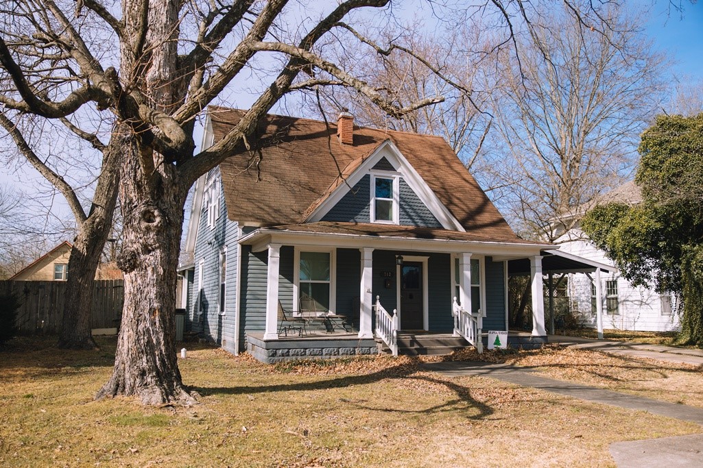 main property photo 1
