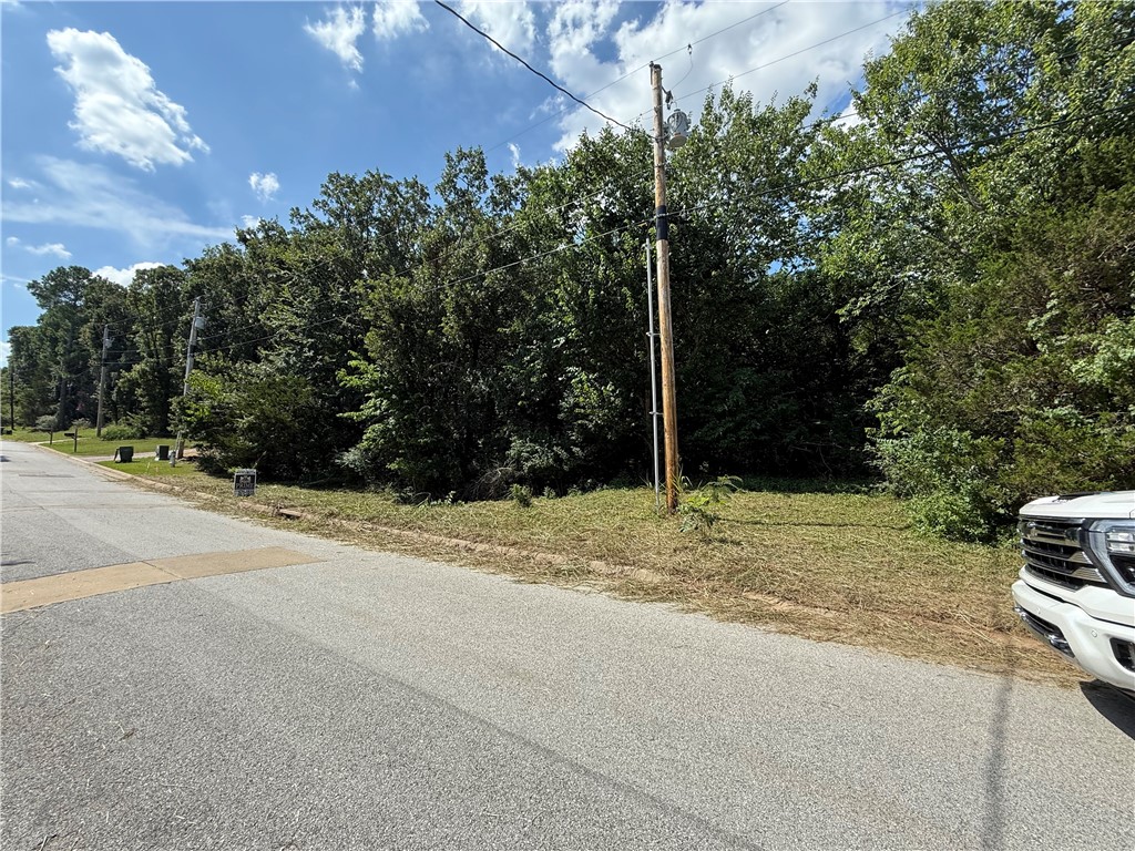 main property photo 12