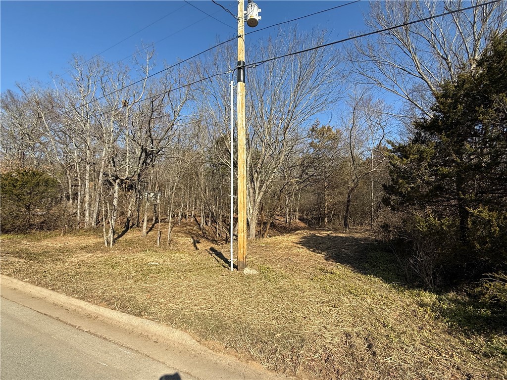 main property photo 6