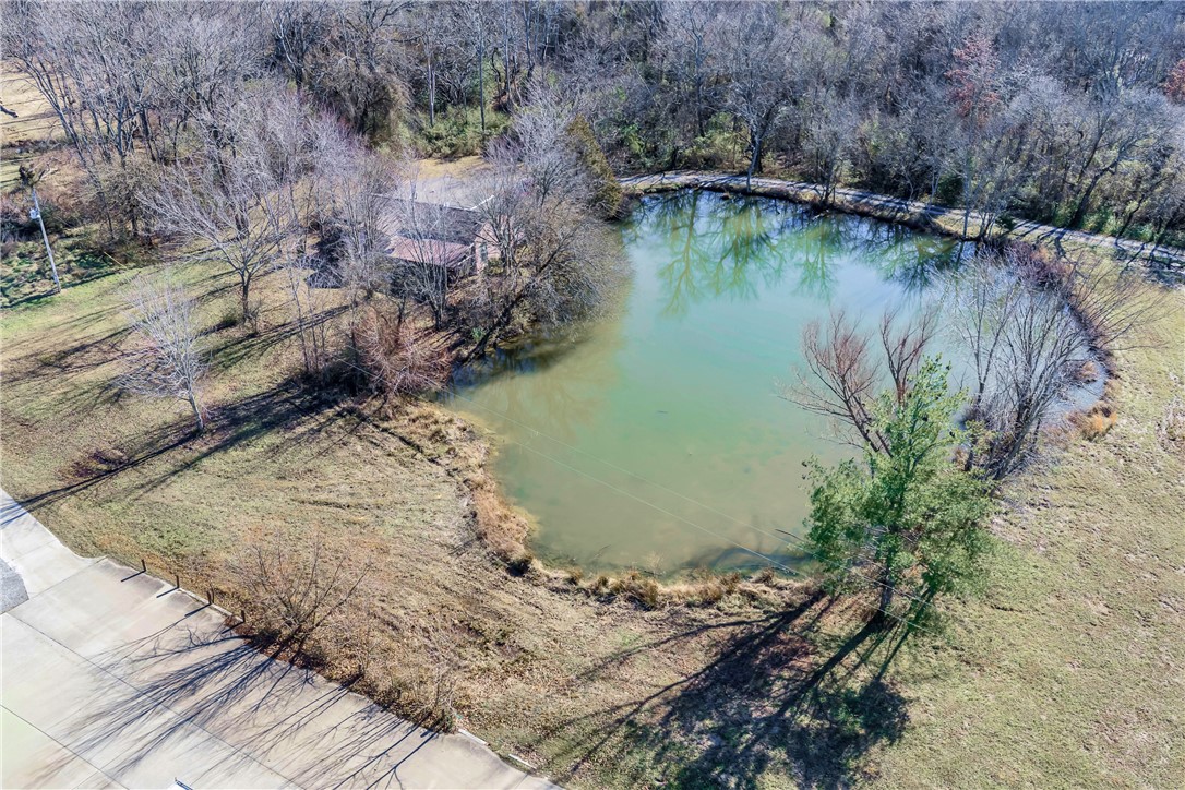 main property photo 24