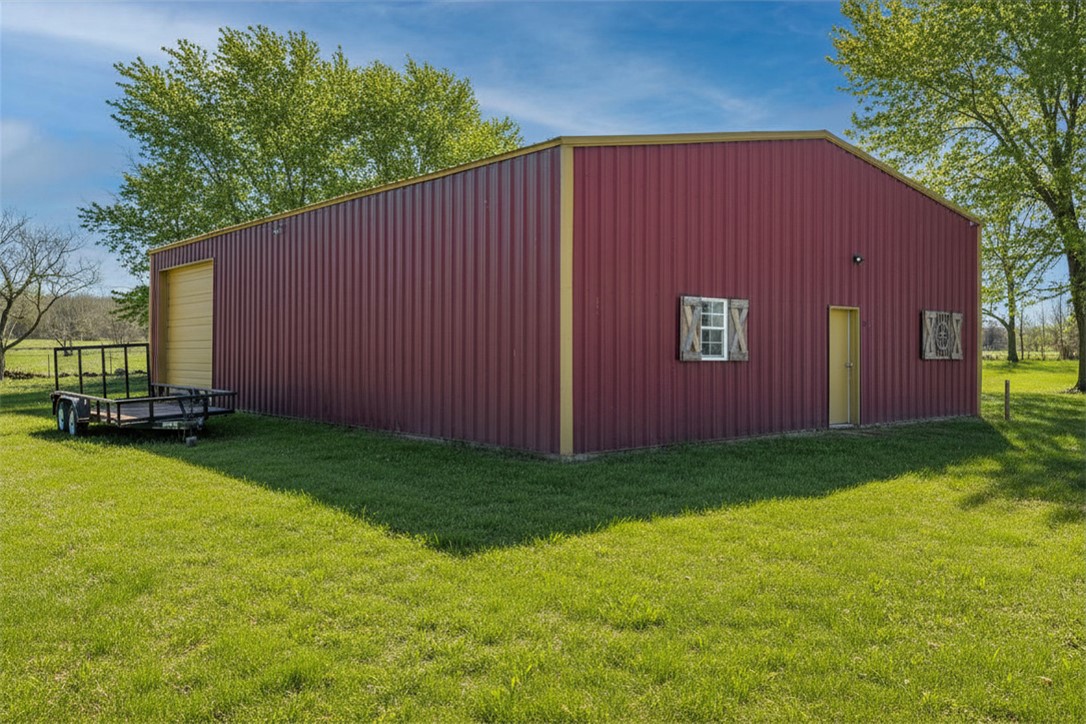 main property photo 17