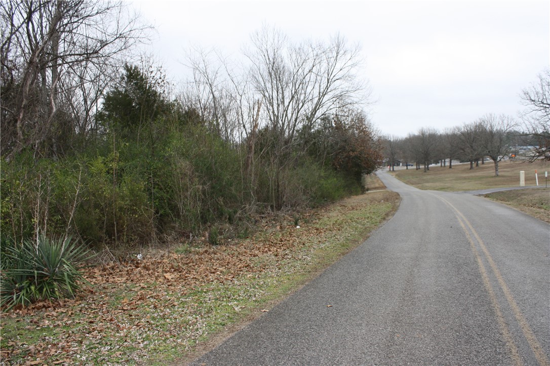 main property photo 9