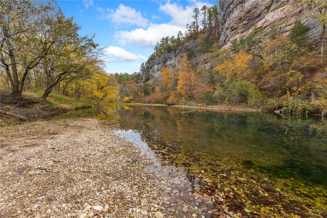 property viewer photo 24