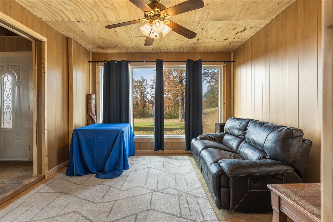 property viewer photo 7