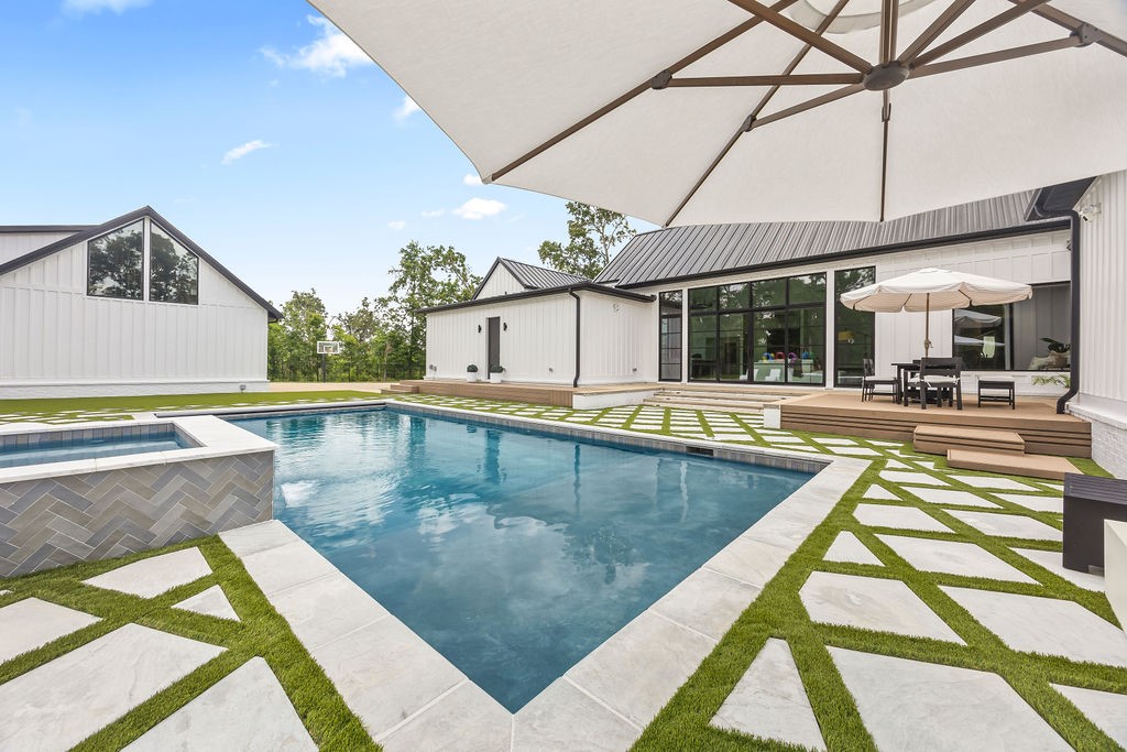 main property photo 54