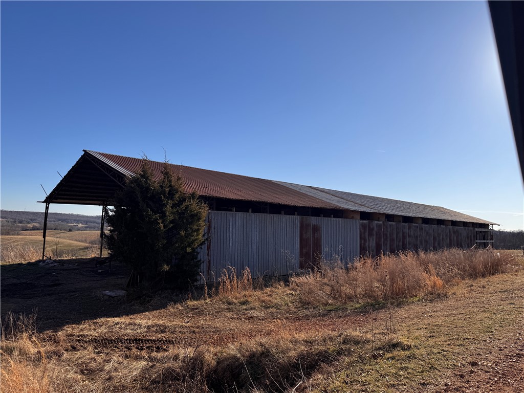 main property photo 25