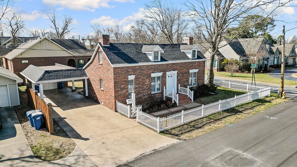 main property photo 39
