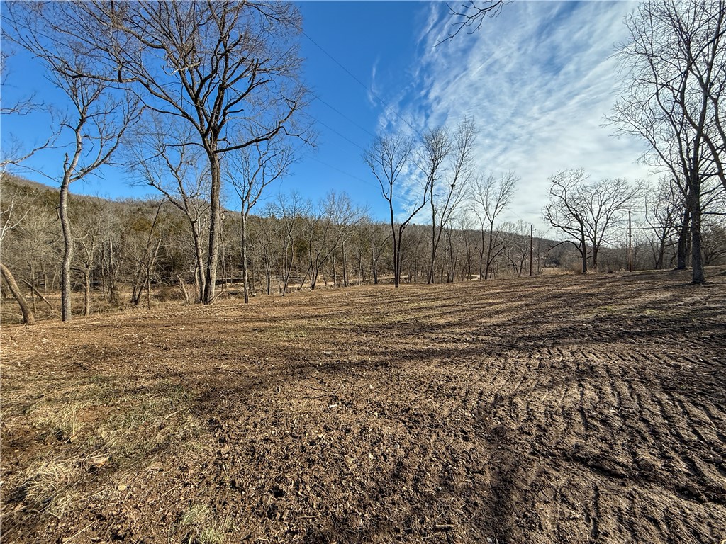 main property photo 28