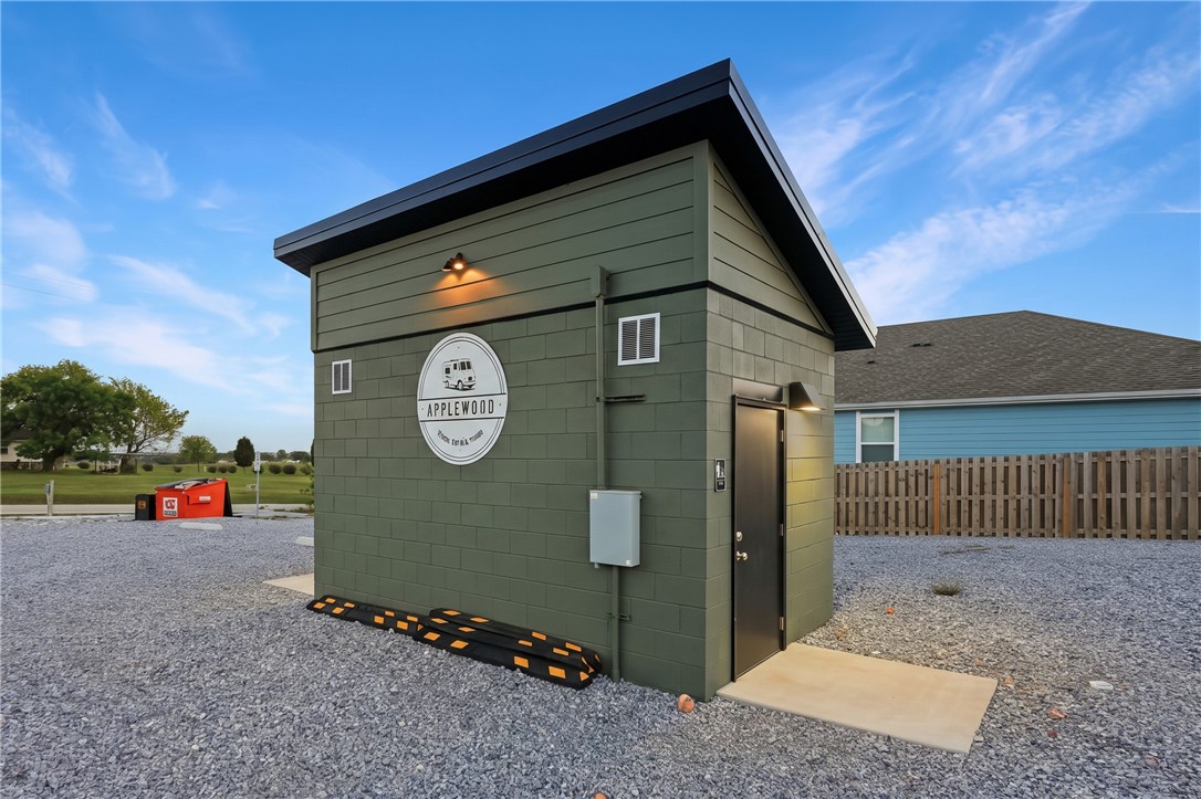 main property photo 15