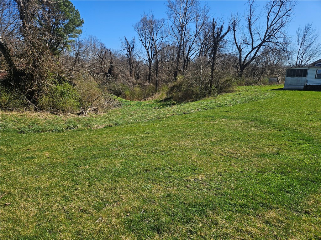 main property photo 12