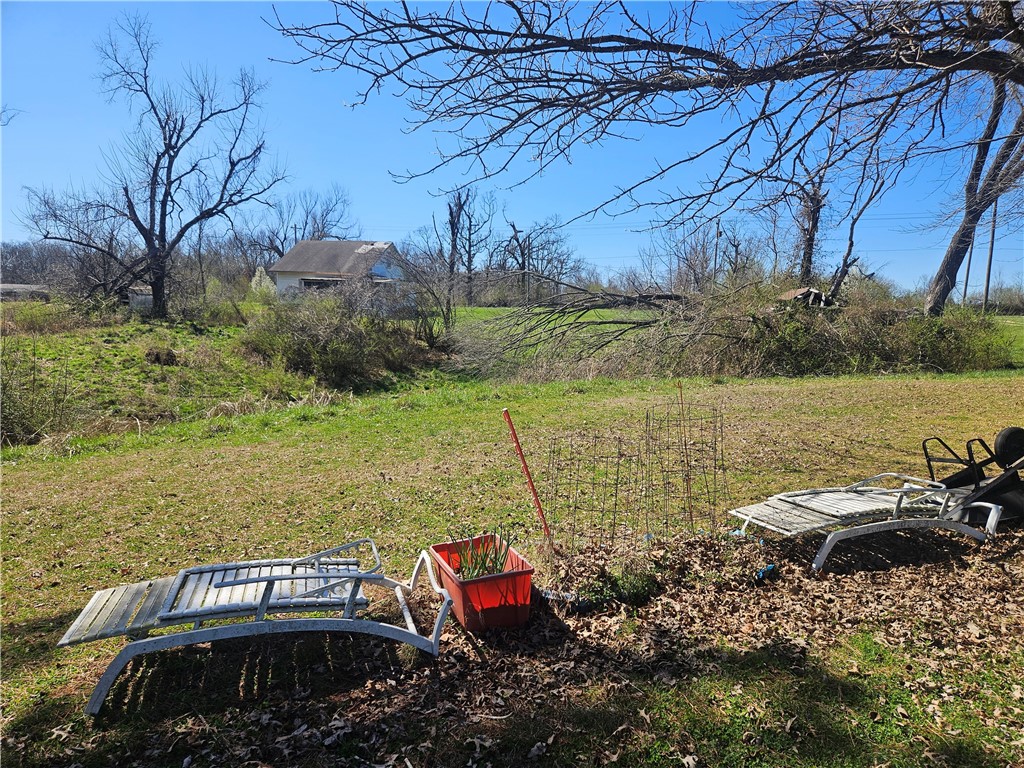 main property photo 5