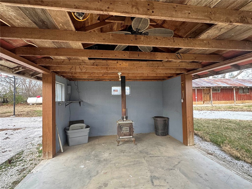 main property photo 12