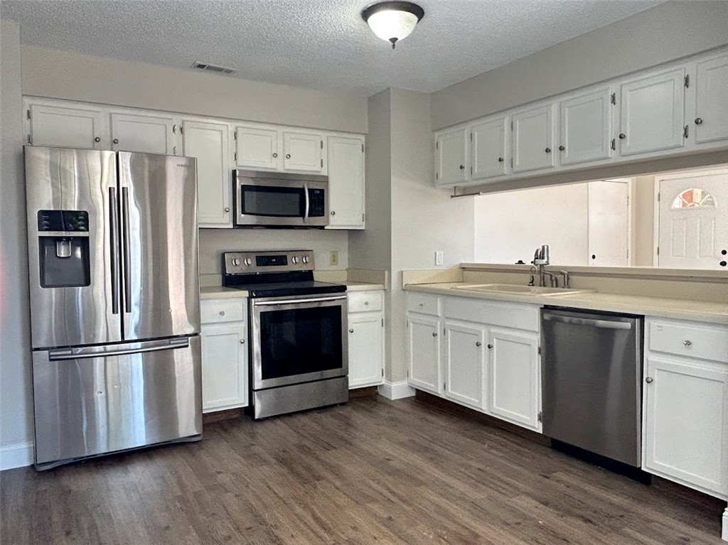 property viewer photo 1