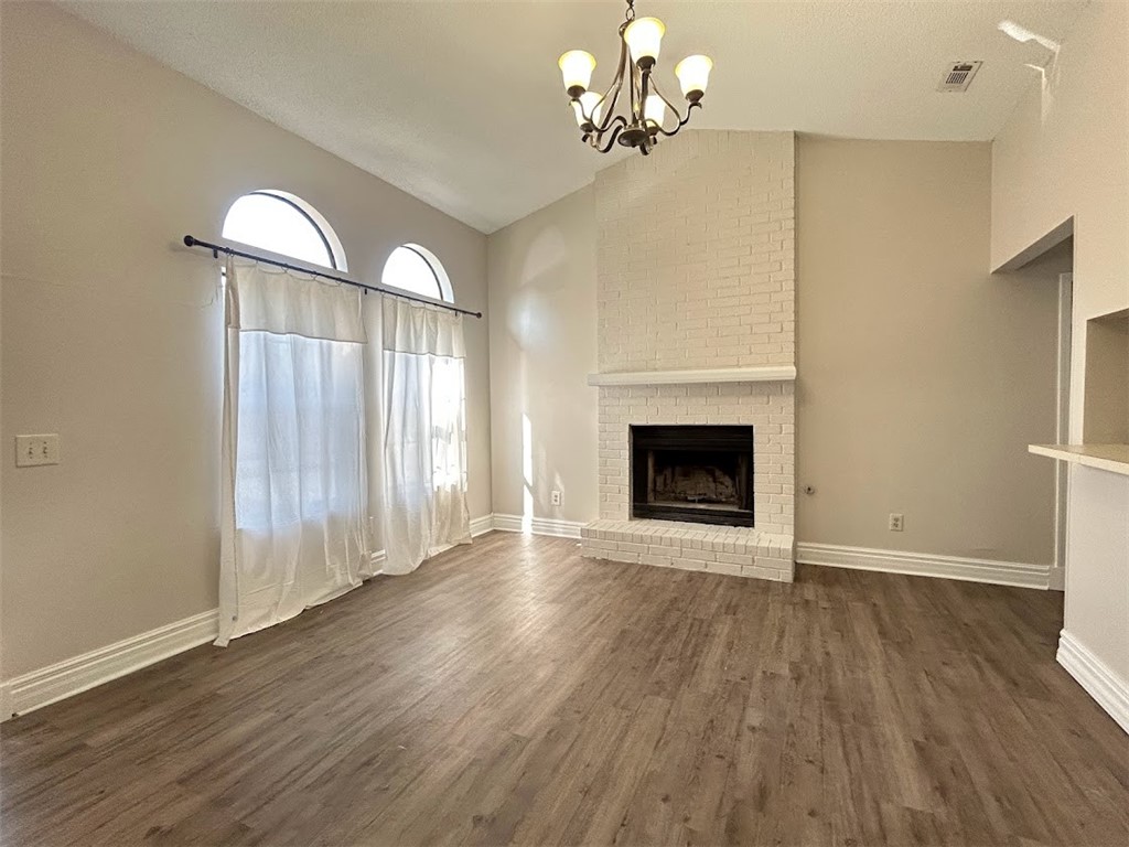 property viewer photo 4