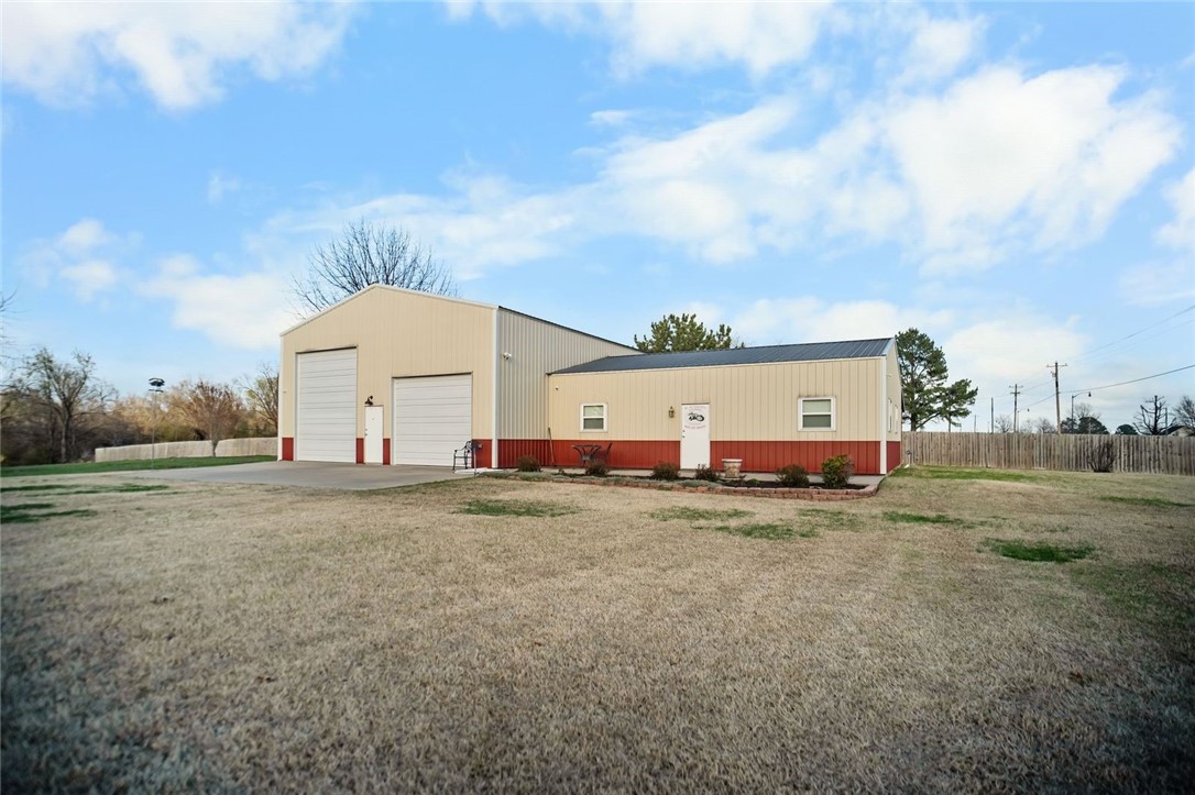 main property photo 6