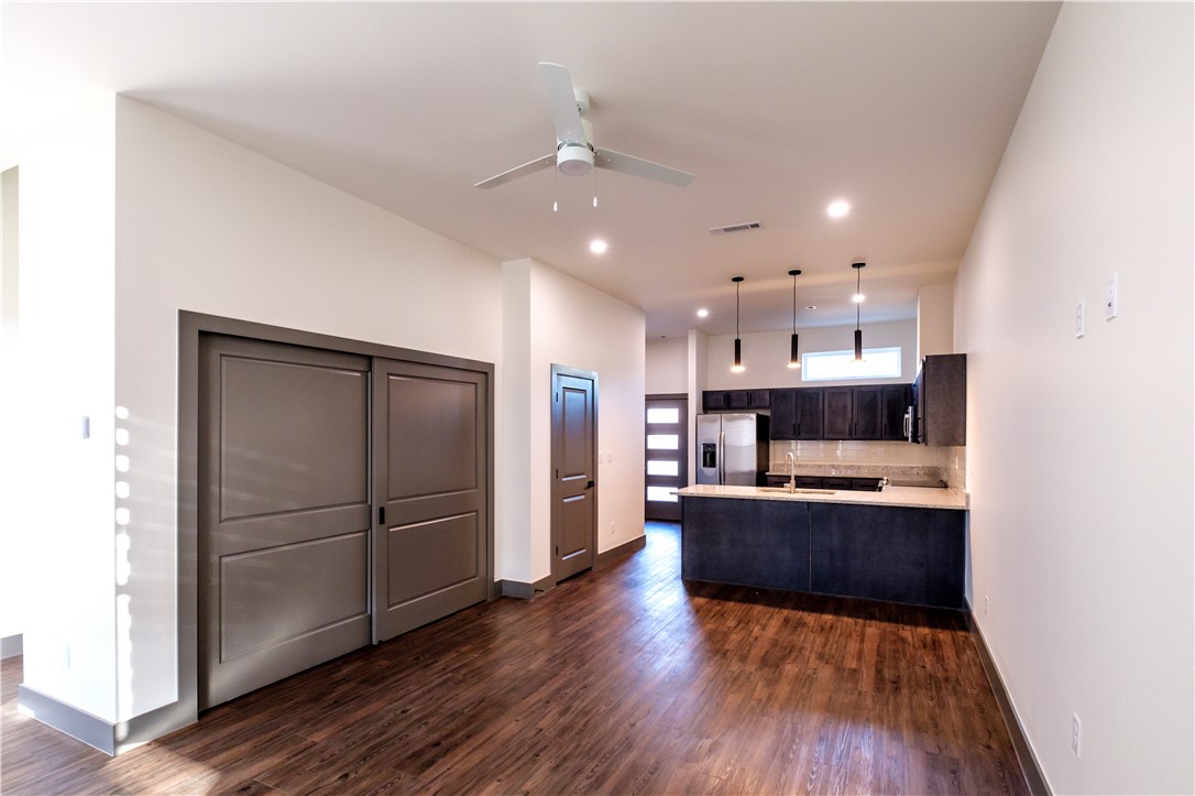 property viewer photo 5