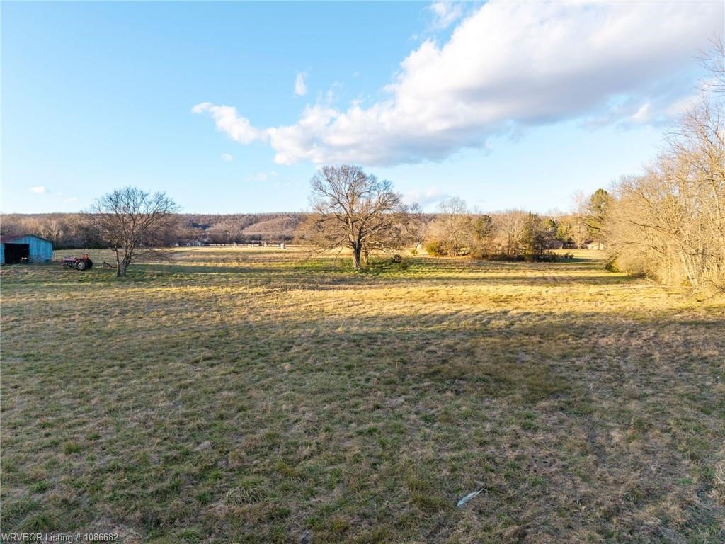 main property photo 23