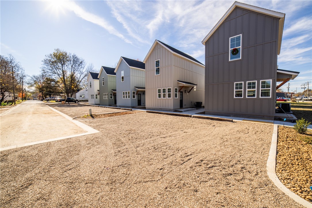 main property photo 54