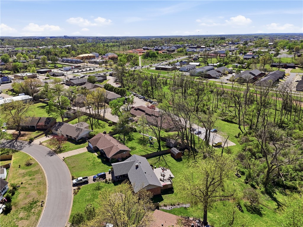 main property photo 30