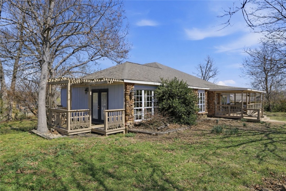 main property photo 44
