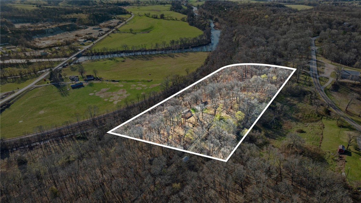 main property photo 36