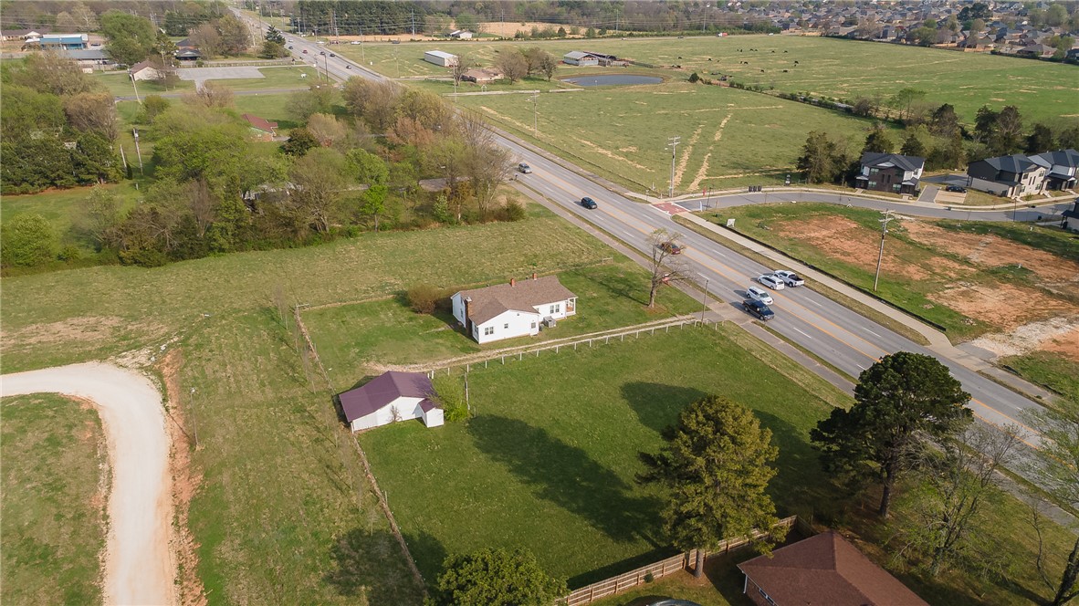 main property photo 24