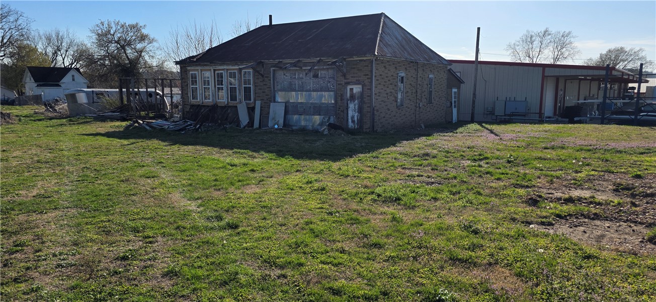 main property photo 10