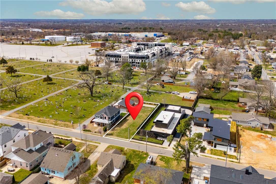 main property photo 9