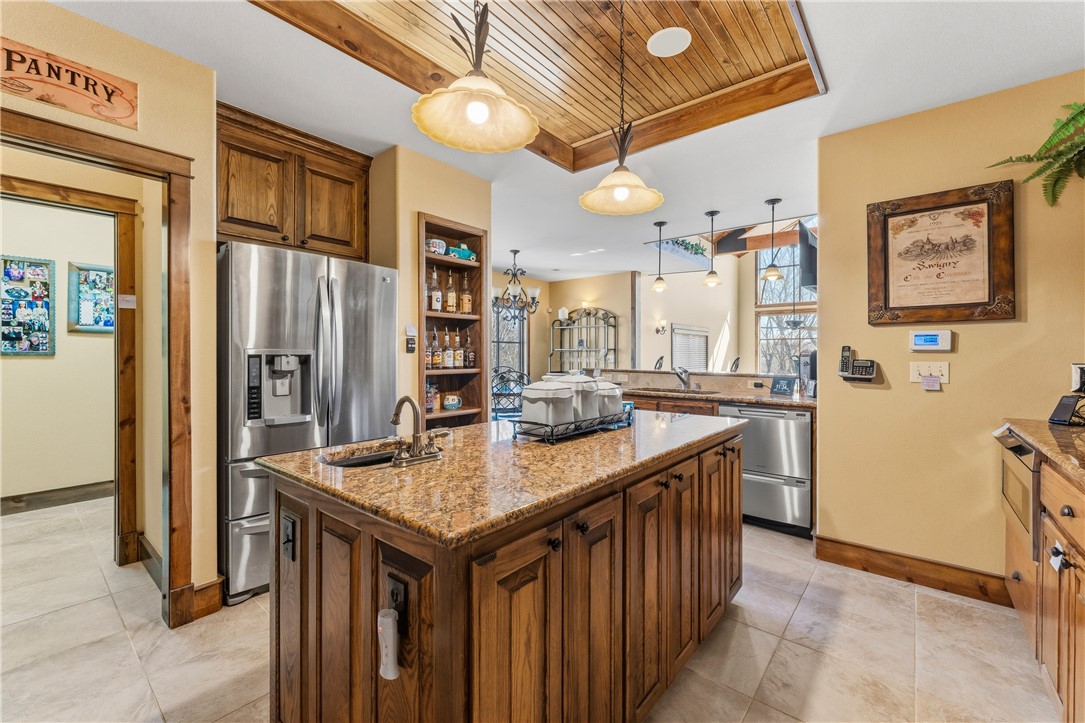 main property photo 15