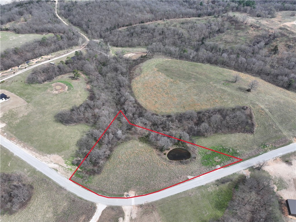main property photo 13
