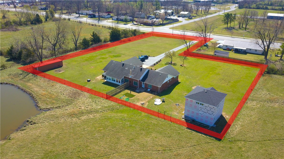main property photo 11