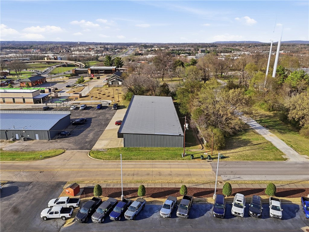 main property photo 24