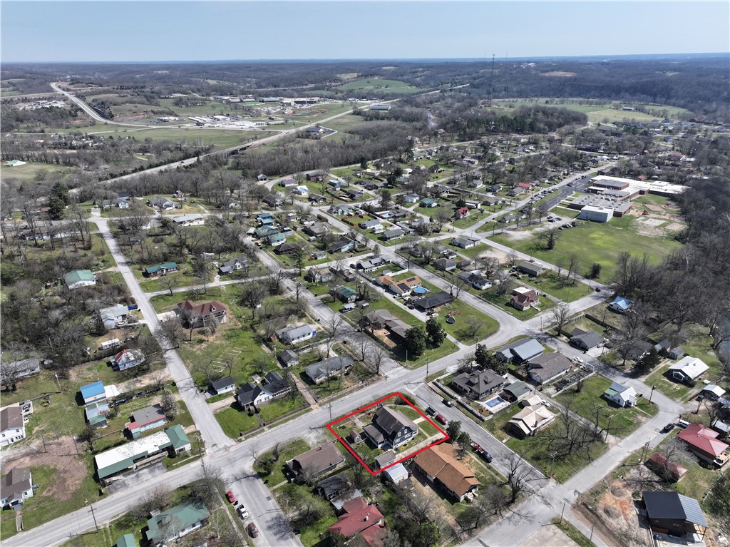 main property photo 11