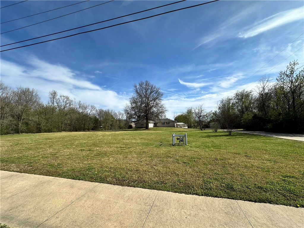 main property photo 9