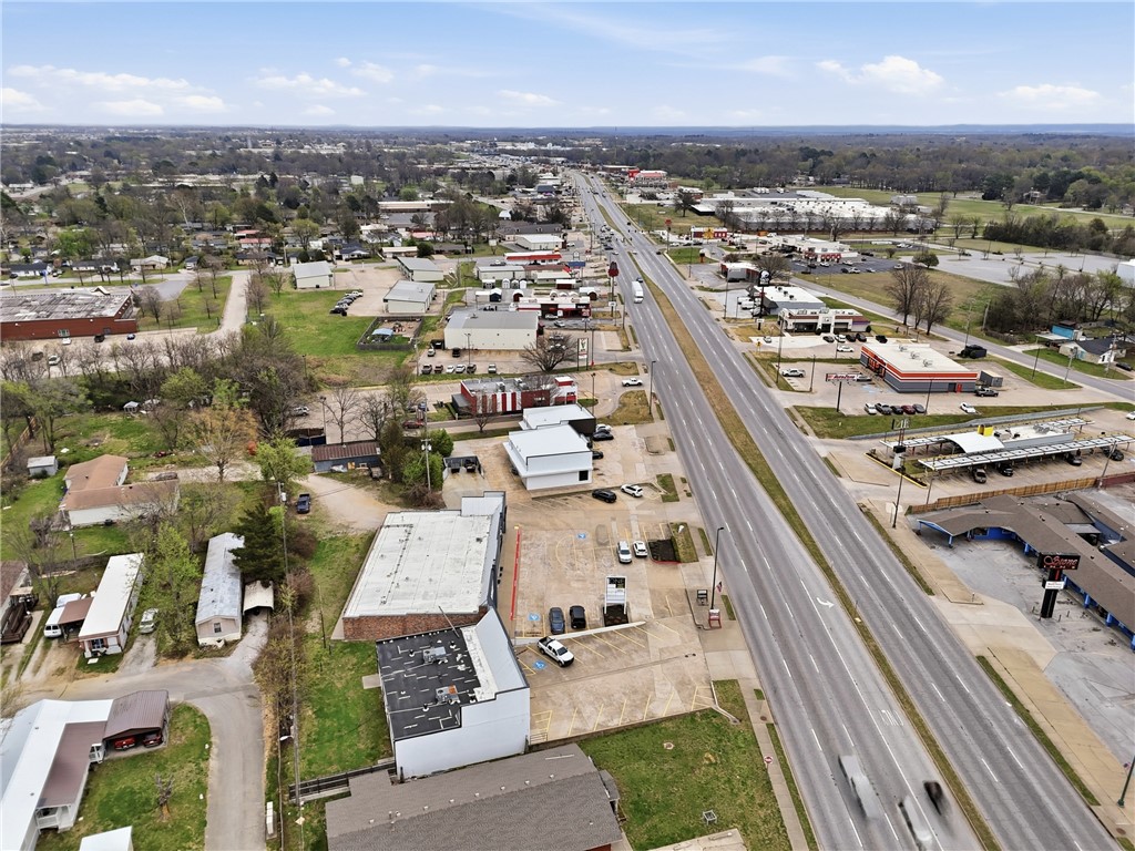 main property photo 33