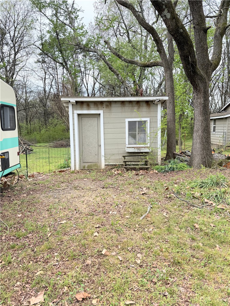 main property photo 18