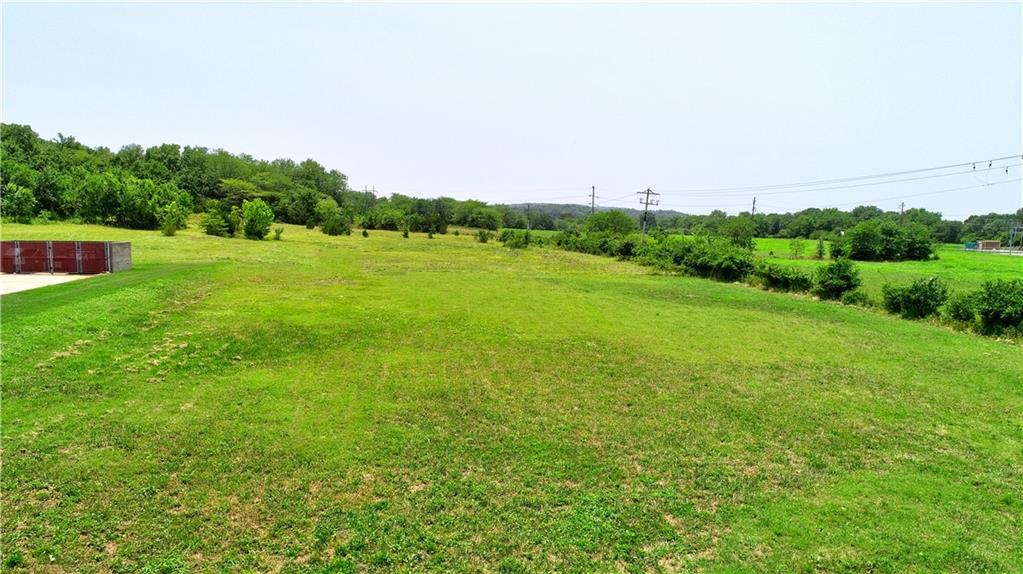 main property photo 17