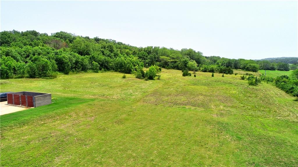 main property photo 18