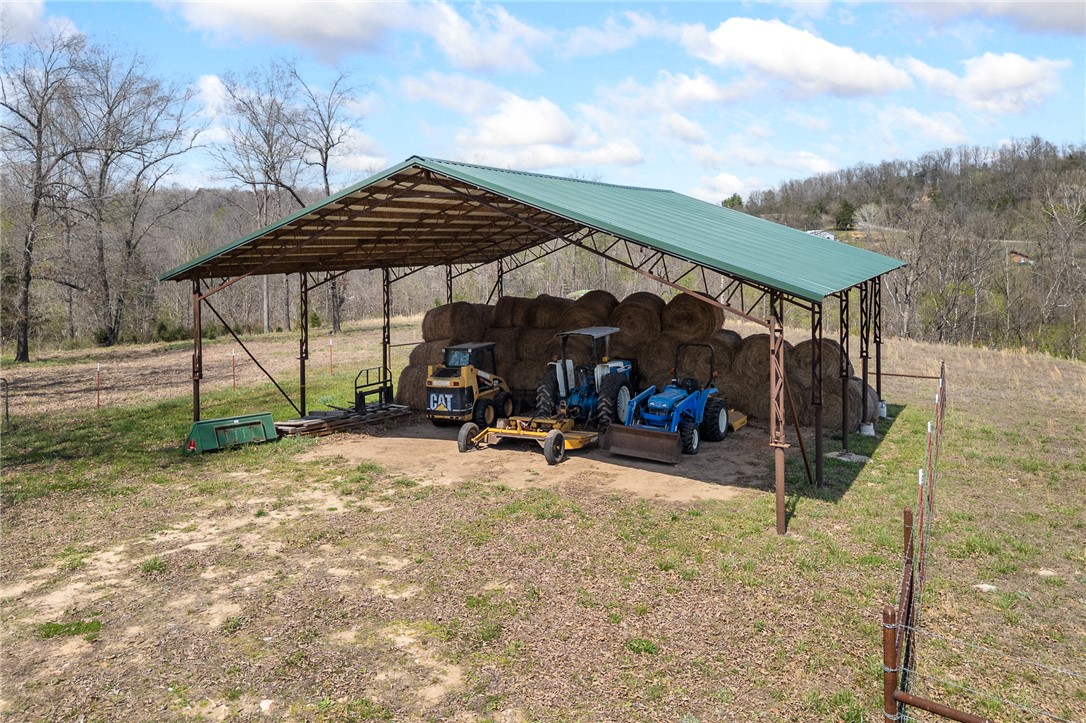 main property photo 24
