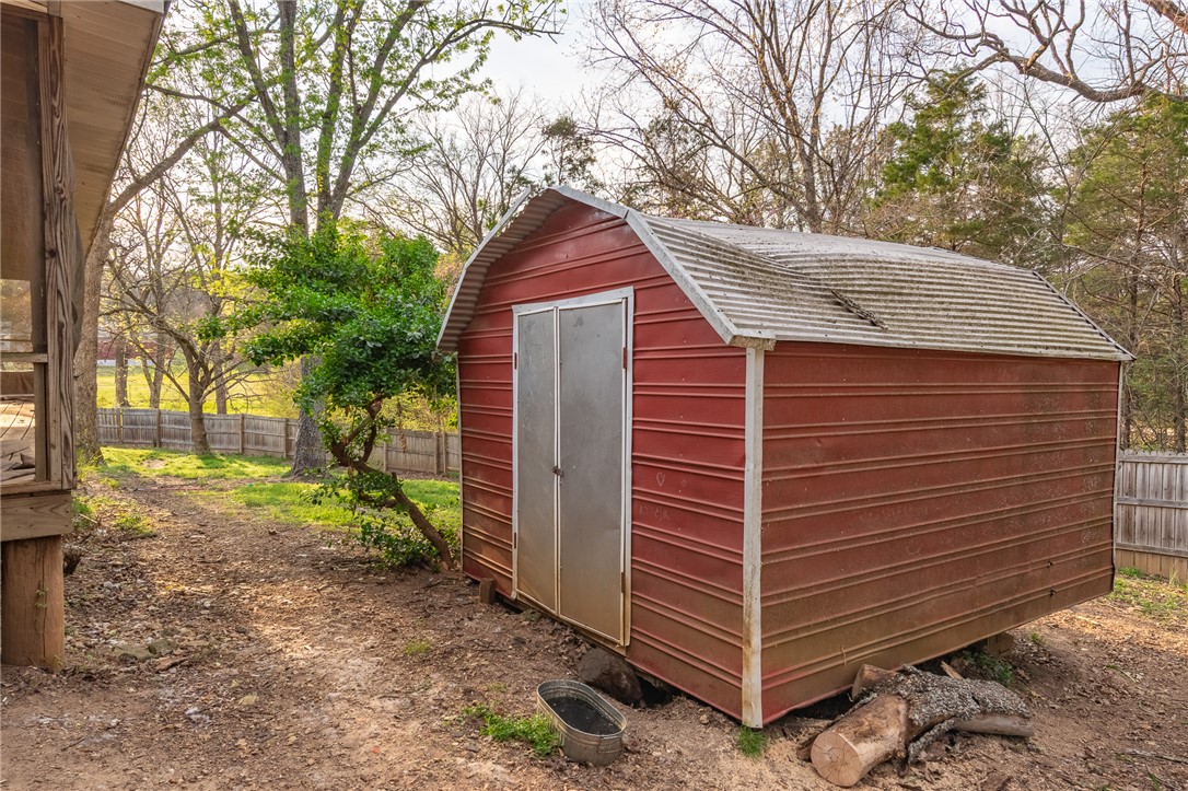 main property photo 23
