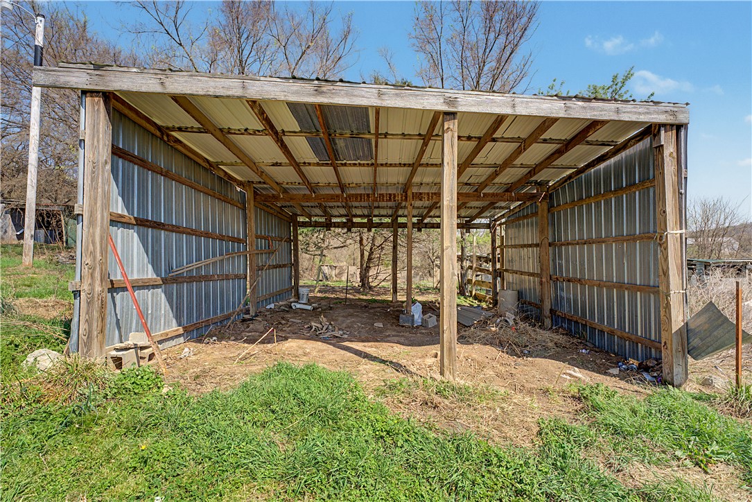 main property photo 20