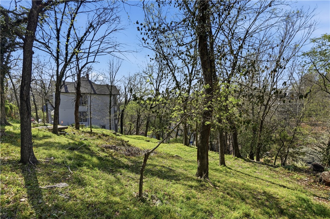 main property photo 24