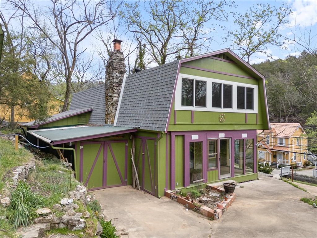 main property photo 2