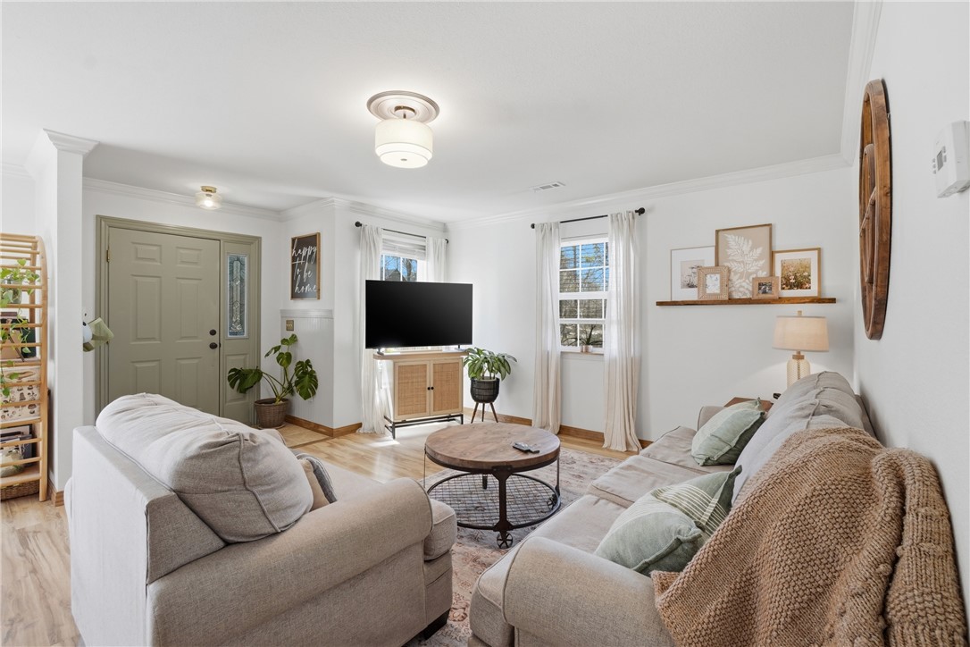 property viewer photo 5