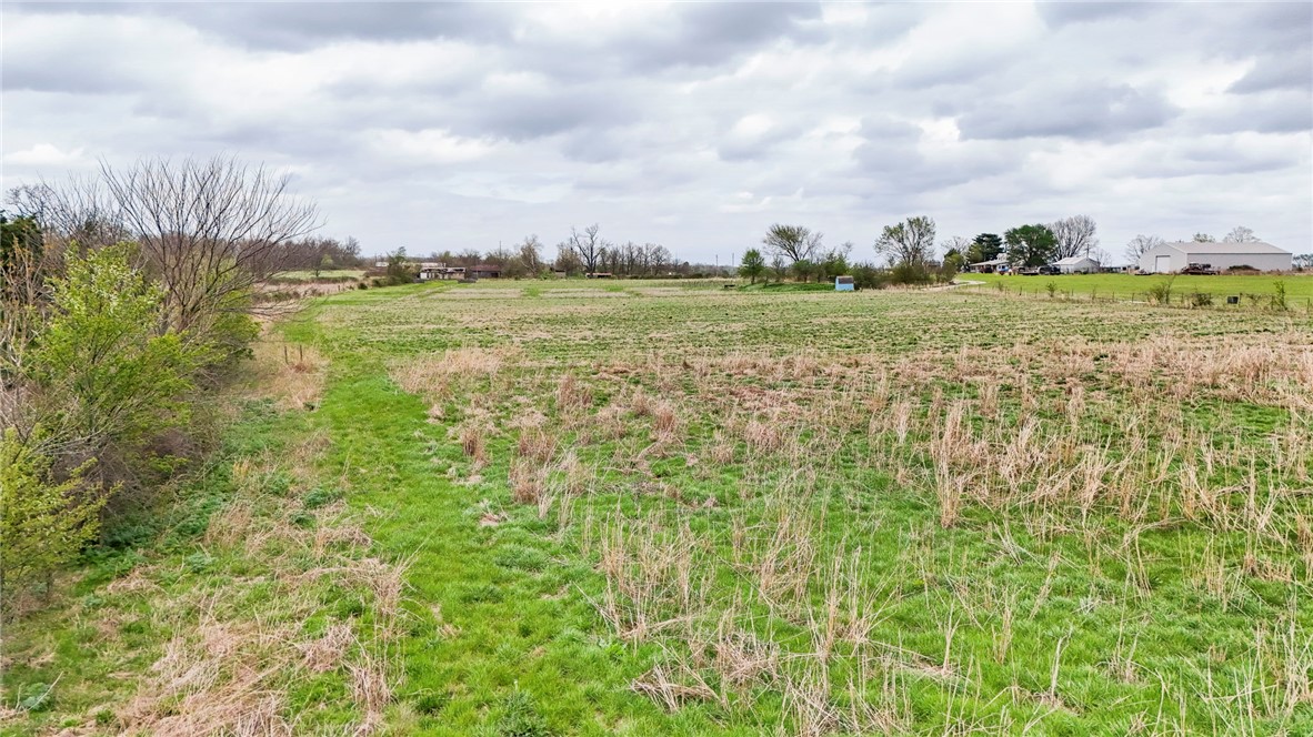 main property photo 12